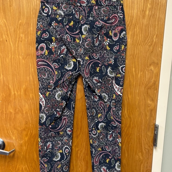 Jules & Leopold Pants - Jules & Leopold Paisley Ankle Pants - Multicolor